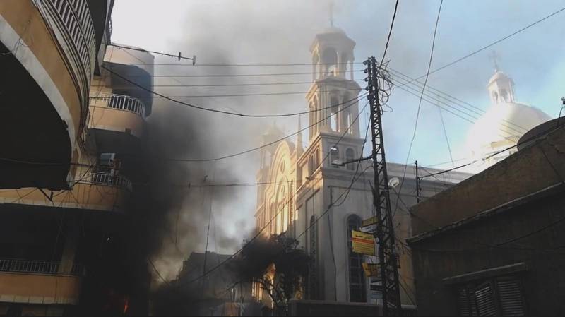 Ett tiotal personer skadades vid torsdagens bombdåd utanför Jungfru Maria kyrka i Qamishli.