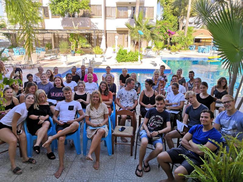 Dagen har tidigare skrivit om satsningen på Bibelskolan Equip. Nu är utbildningen igång och 43 elever är på plats på Cypern.