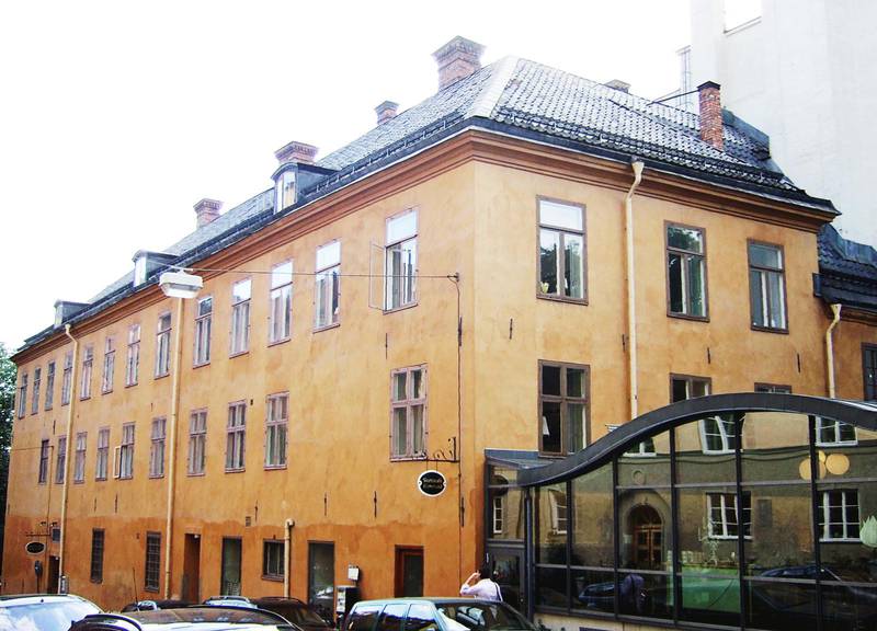 Rörstrands slott ligger i centrala Stockholm, vägg i vägg med Filadefiaförsamlingen.