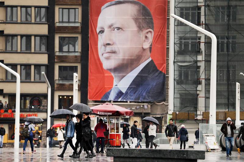 Den 16 april går det turkiska folket till val för att välja ny grundlag. På bilden syns Turkiets president Recep Tayyip Erdogan.