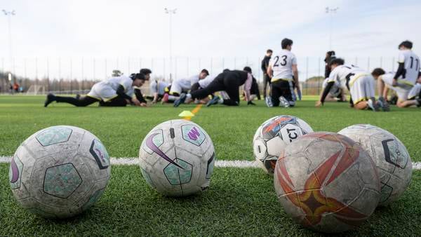 Judisk fotbollsklubb fick davidsstjärnan bortplockad inför match