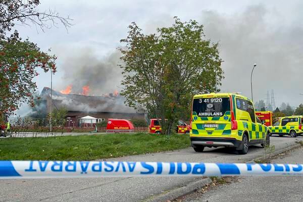 Fullt utvecklad brand i moské i Eskilsuna - går inte att rädda