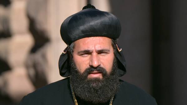 Ortodox ärkebiskop får kunglig medalj