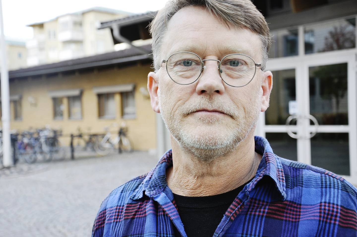 Porträtt utomhus: Ulrik Josefsson, pingstteolog och prorektor för ALT, Akademi för ledarskap och teologi.