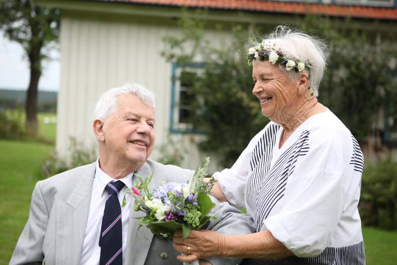 Bröllopet stod i Hålta kyrka i augusti 2016 med efterföljande fest i församlingshemmet.