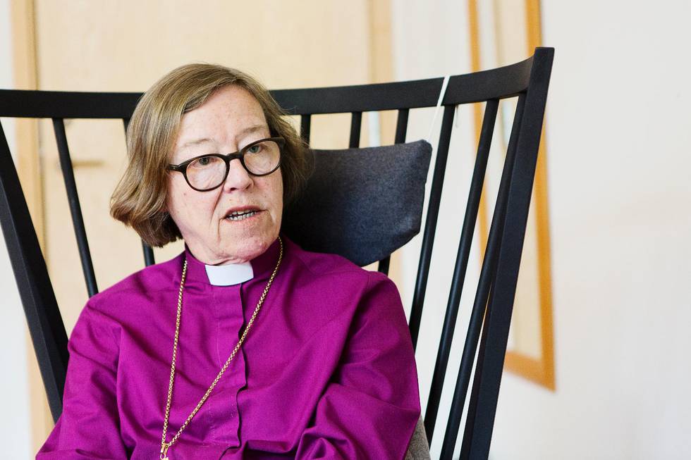 Biskop Eva Brunne är anmäld till Svenska kyrkans ansvarsnämnd för biskopar för att ha ogiltigförklarat ett dop utfört i Swedenborgskyrkan, Herrens nya kyrka. 