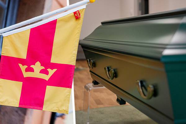 Kyrklig begravningsbyrå startar efter omdiskuterat beslut