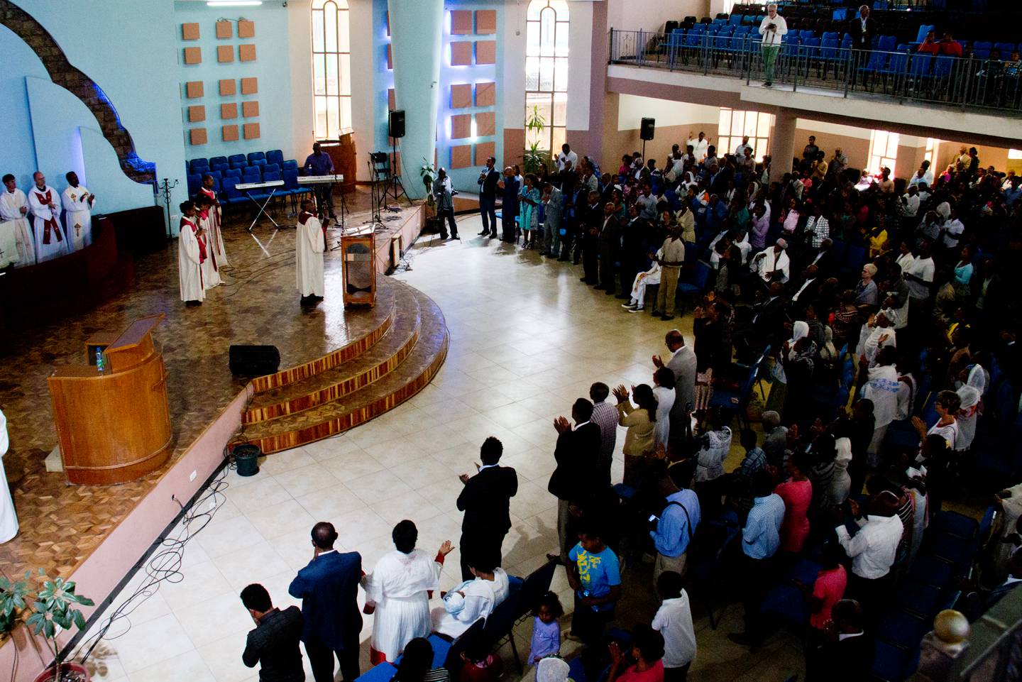 Gudstjänst med Mekane Yesus kyrkan i Addis Abeba. EFS missionärer från Sverige på plats under gudstjänsten. Erik Johansson, EFS.