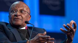 Desmond Tutu tar ställning för dödshjälp