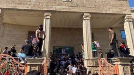 Efter koranbränningen: Sveriges ambassad i Irak stormas
