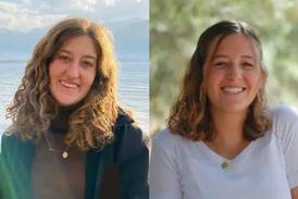 Tusentals tog avsked av israeliska systrar som sköts ihjäl i terrordåd