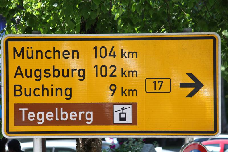 Füssen ligger tio mil sydost om München.