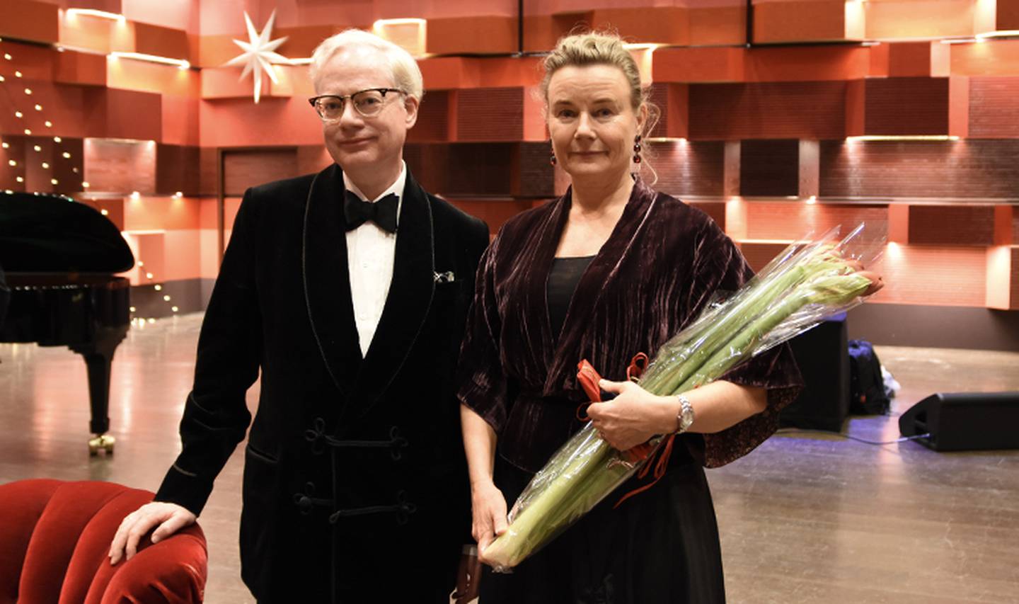 Lektor David Thyrén och professor Eva Bojner Horvitz var presentatörer för "Preludium för Nobel" på Kungl. Musikhögskolan i Stockholm den 9 december 2022.