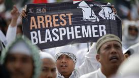 Nya massprotester mot Jakartas kristna guvernör