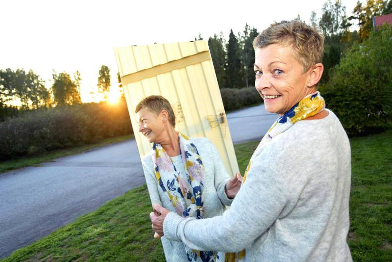 Under rubriken Älska rynkorna har Gabriella Mellergård pratat med Elisabeth Brage, 62 år.