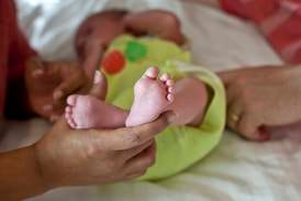 Italien kan förbjuda surrogatmödraskap i andra länder