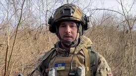Ukrainsk soldat sjunger Ådahls bönesång - ”ger hopp till folket”