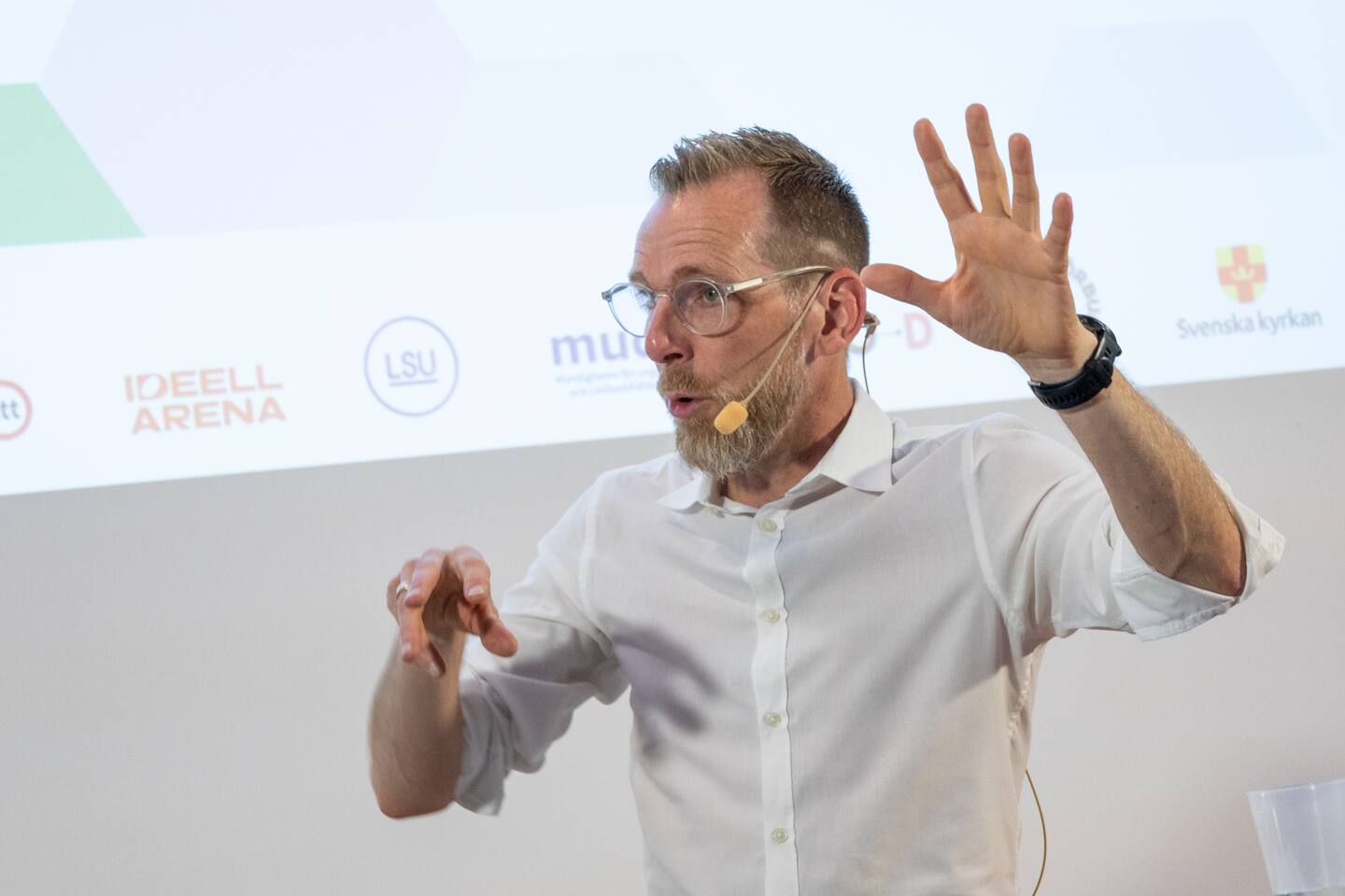 Almedalen 2024: Frågor till Jakob Forssmed om Civilsamhällespolitiken.