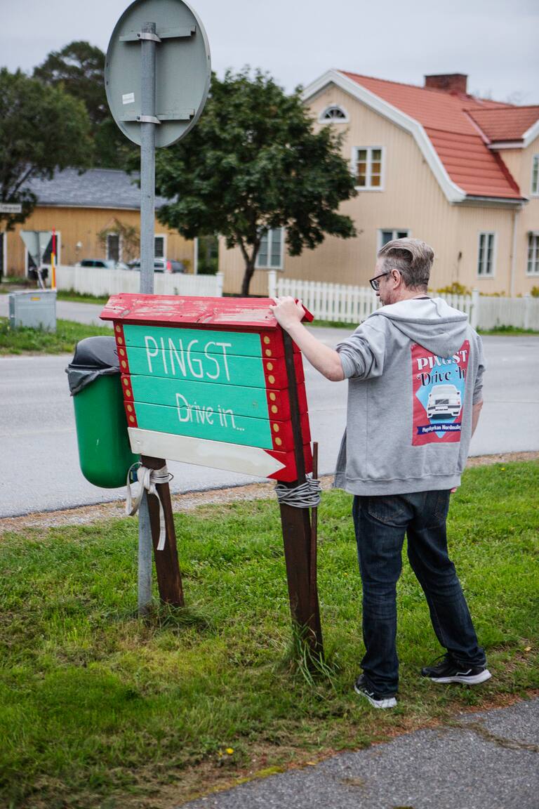 Dagen på plats i Nordmaling för att besöka "Pingst drive in". Pingstkyrkan i Nordmaling har öppet för traktens EPA-ungdomar varje fredagkväll.