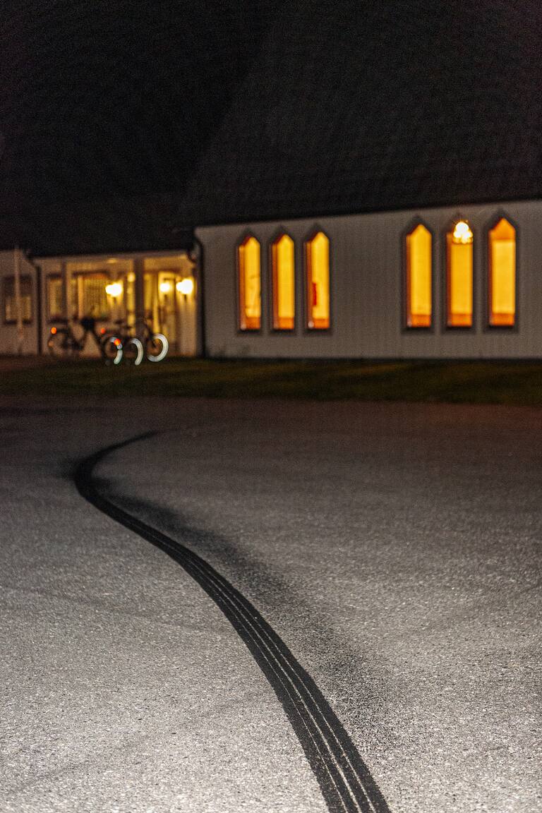 Dagen på plats i Nordmaling för att besöka "Pingst drive in". Pingstkyrkan i Nordmaling har öppet för traktens EPA-ungdomar varje fredagkväll.