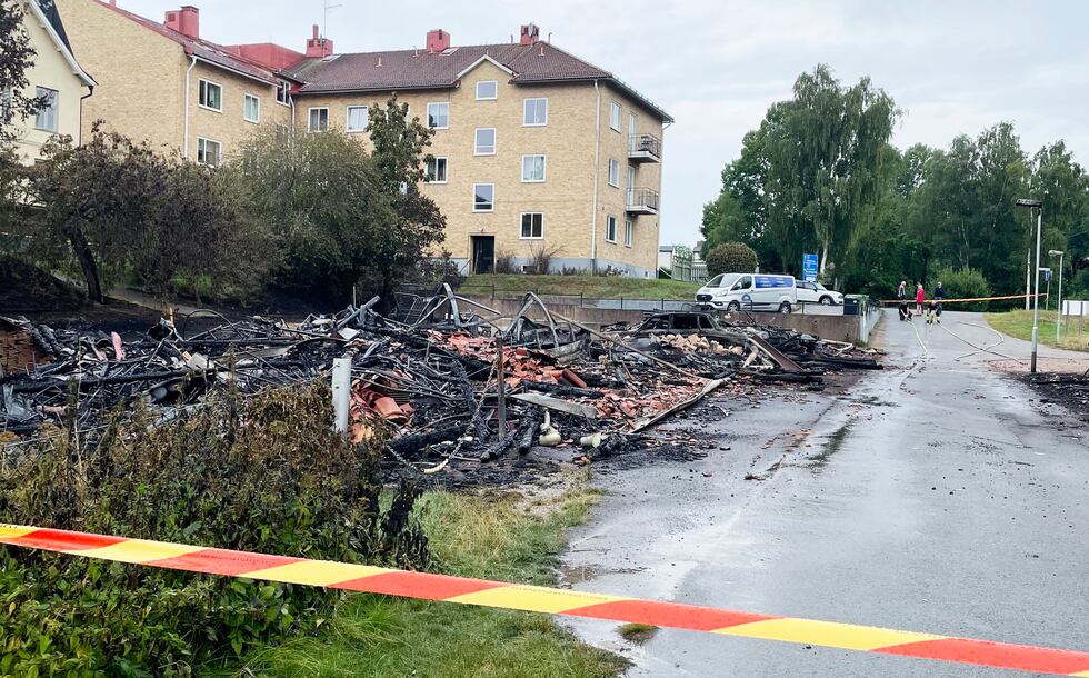 Samuel Klintefelt (Custom credit En misstänkt anlagd brand totalförstörde en förrådslänga vid Mariannelunds folkhögskola.