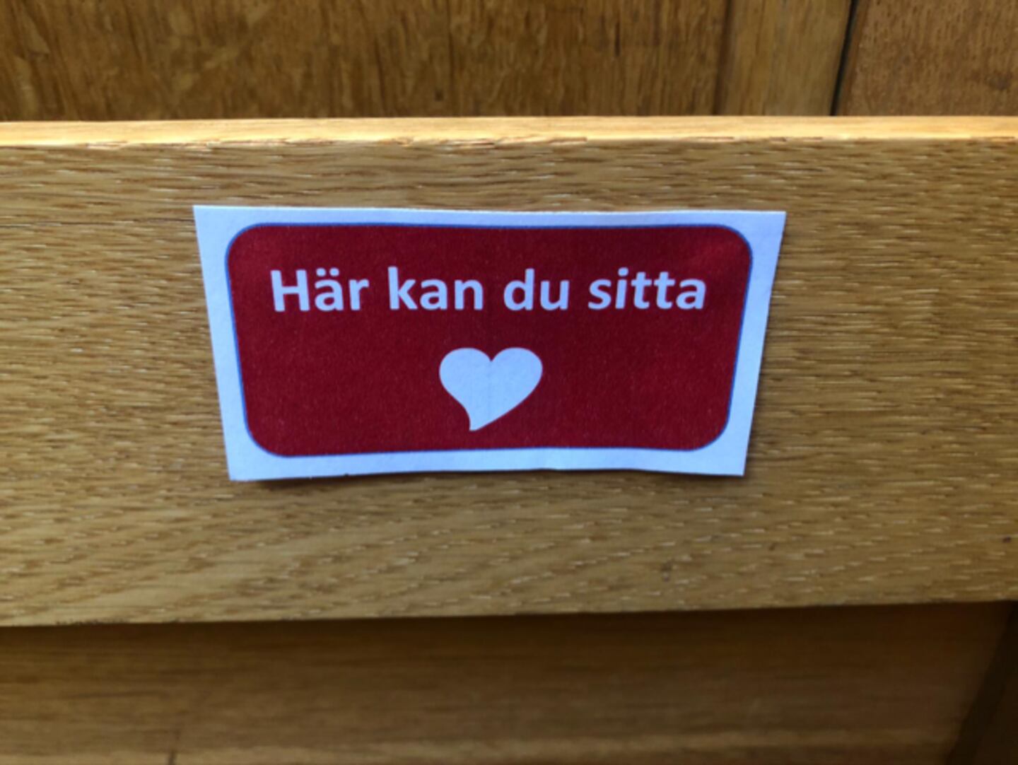 Coronaskylt från Equmeniakyrkan vid Brommaplan i Stockholm