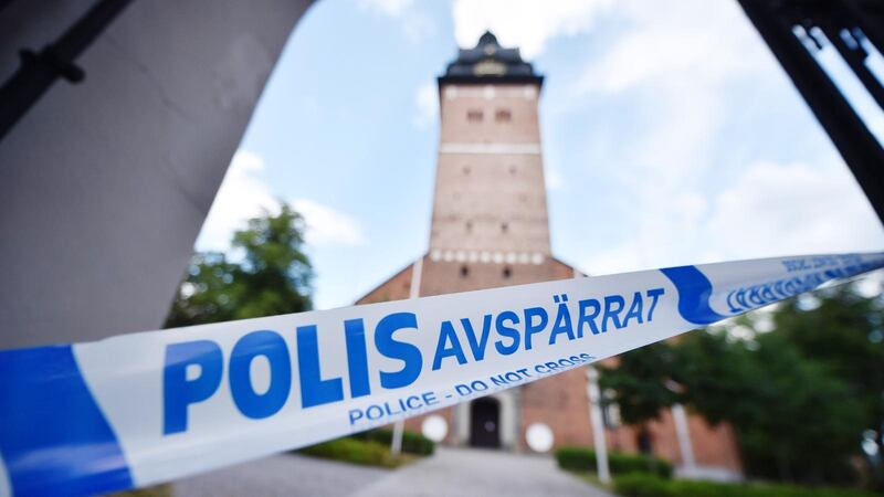 Domkyrkan i Strängnäs förvandlades i somras till en brottsplats, efter kuppen där Karl IX:s begravningsregalier stals.