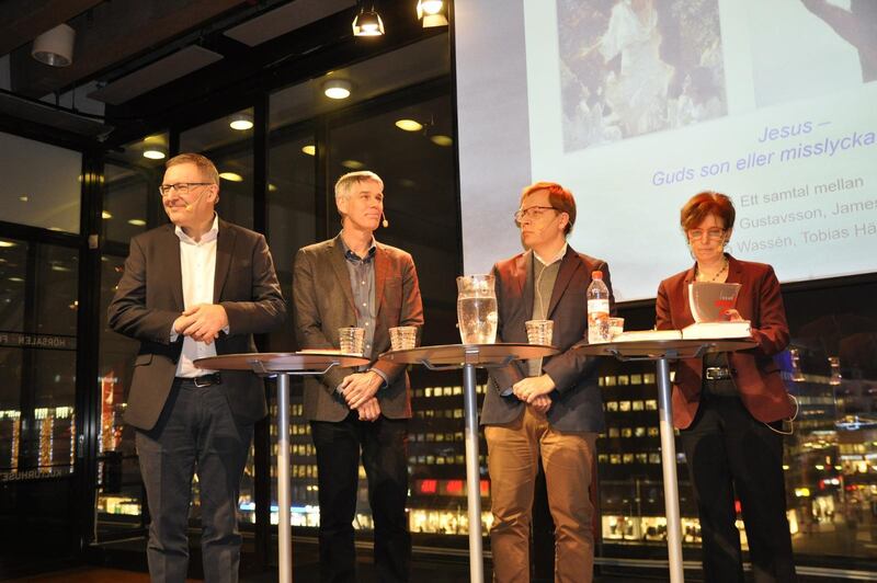 Stefan Gustavsson är med och debatterar Jesus på Kulturhuset i Stockholm.