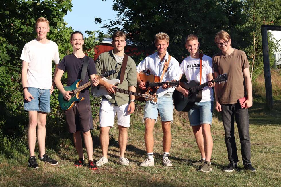 Privat Hela bandet tillsammans, i samband med en spelning på Svartö i Mönsterås.