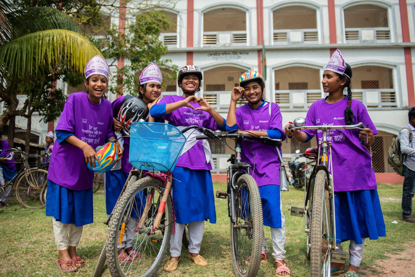 Diakonias cykelprojekt i Bangladesh för jämställdhet.