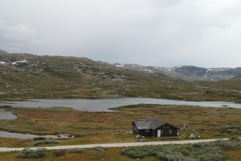 Hardangervidda sett från tågfönstret.