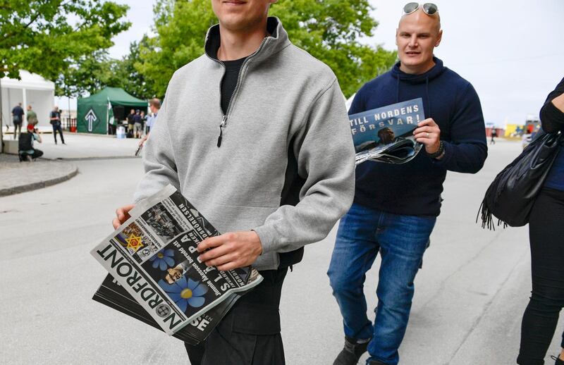 Nazistiska tidningen Nordfront delades ut i Almedalen.