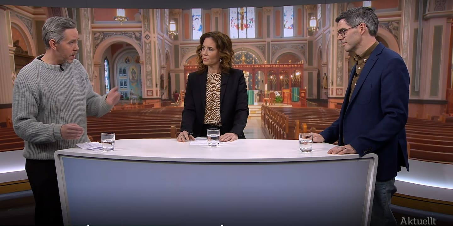 Eric Rosén och Joel Halldorf debatterar Guds existens i SVT:s Aktuellt.