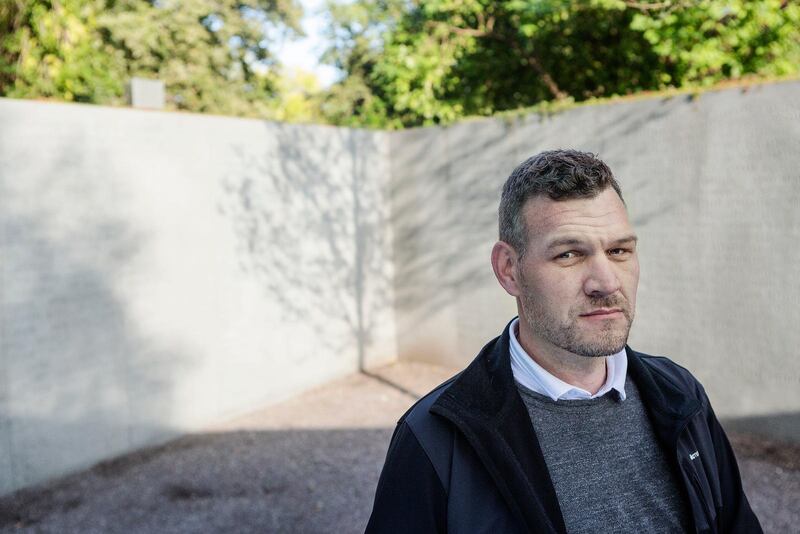 För 25 år sedan överlevde Daniel Svensson Estoniakatastrofen.