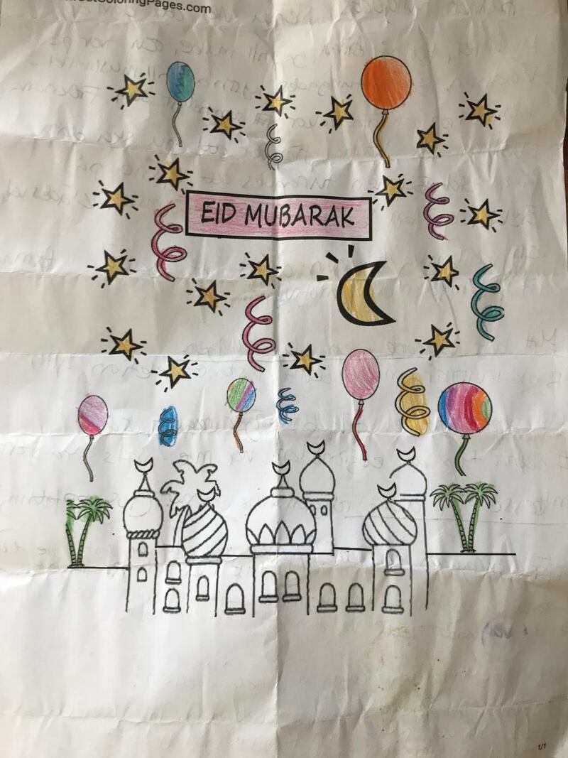 Anamaria von Roteliuc visar upp vad hennes dotter fick rita i skolan under religionslektionen.