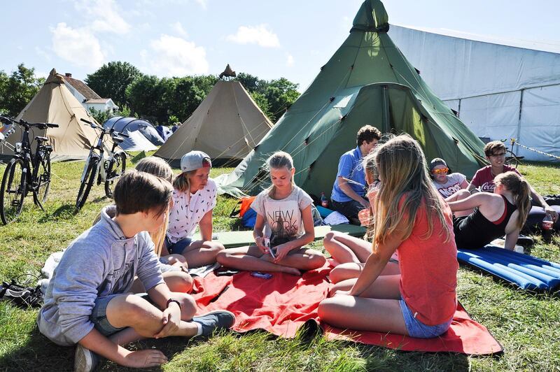 Det kommer att resas färre tält på Hönö denna sommar.