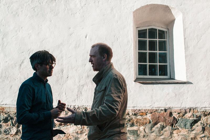 Joel Halldorf och Patrik Hagman är aktuella med boken ”Inte allena – varför Luthers syn på nåden, Bibeln och tron inte räcker”.