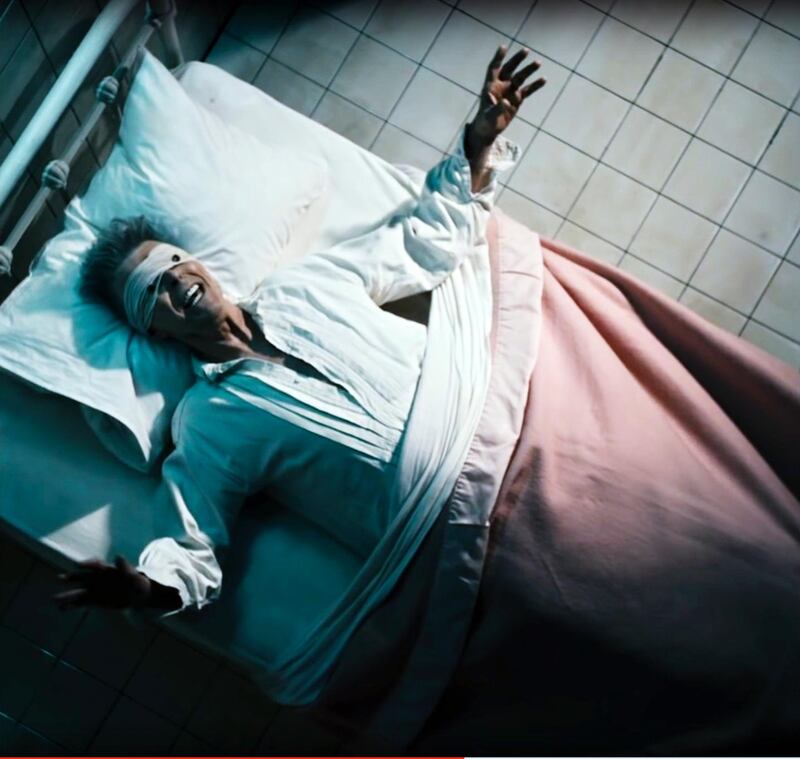 Från videon ”Lazarus”.