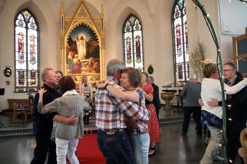 Dansbandsmässa i Marks kyrka.