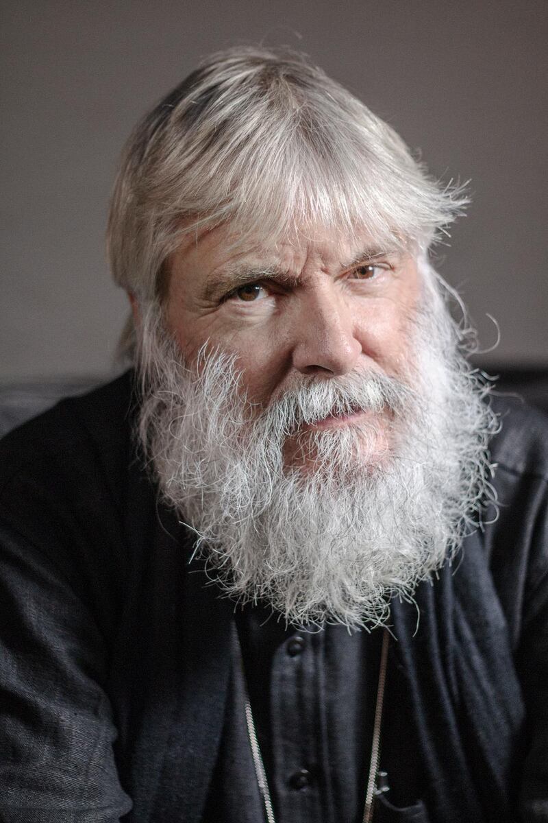 Peter Halldorf.