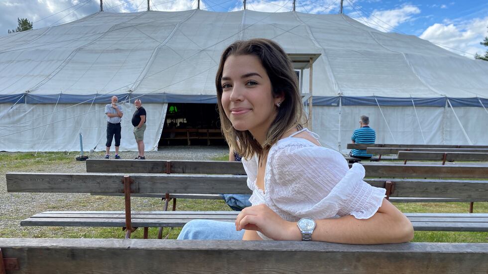 Josefin Lilja lovsångare