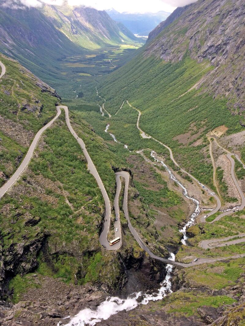 Trollstigens hårnålskurvor är legendariska.