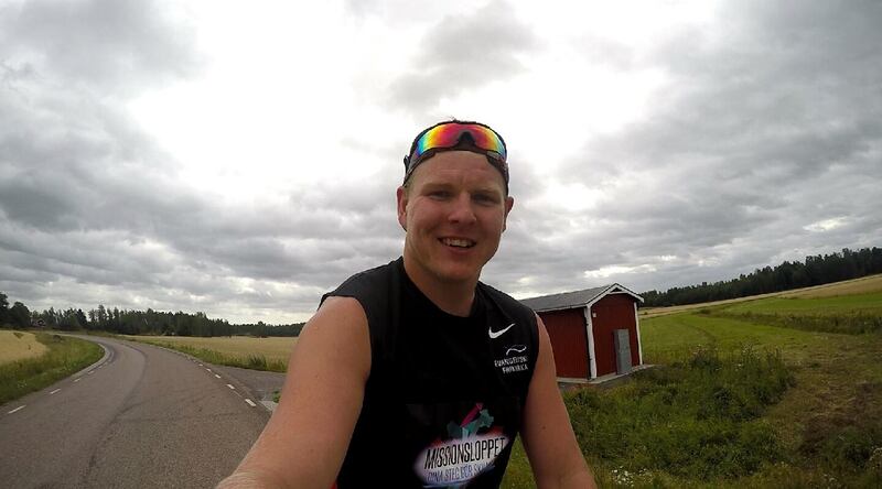 Erik Fredlund springer från Uppsala till Frizonfestivalen i Örebro.