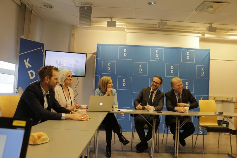 KD presenterar sina frontfigurer på kommun- och landstingsdagarna i Jönköping, där de även ger replik på Andreas Heinö Johanssons kritik.