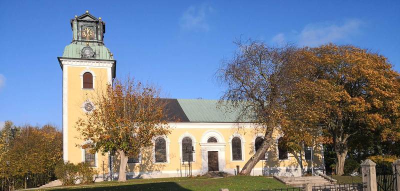 Sankta Maria kyrka i Borrby som den ser ut nu, utan spiror.