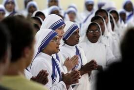 Indien förbjuder gåvor till Moder Teresas systrar