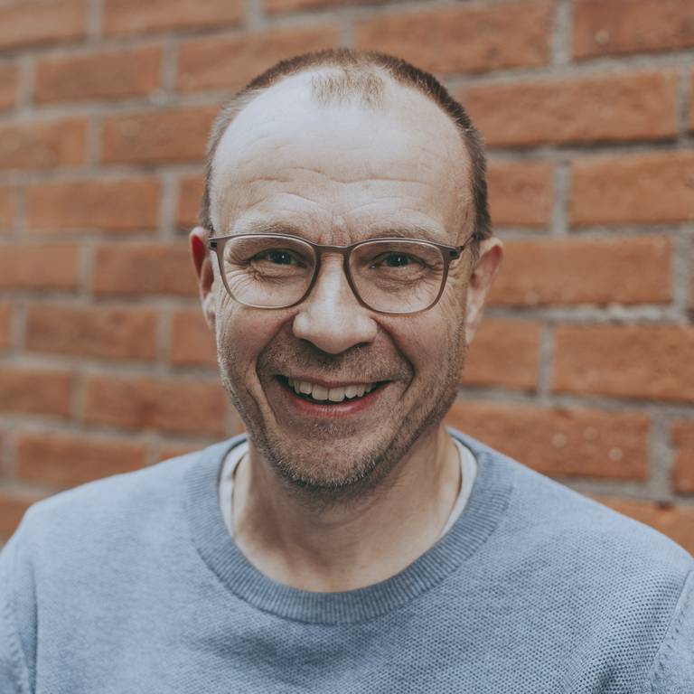 Stig Åsbringer, rektor för Umeå folkhögskola (tidigare Dalkarlså folkhögskola).