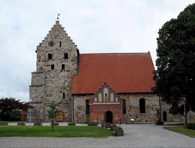 Sankt Nicolai kyrka i Simrishamn. Fredric vill att kyrkan på Österlen ska vara med på listan.