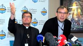 Fransk biskop säljer bostad för att stötta övergreppsoffer