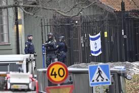 Misstänkt terrordåd vid Israels ambassad i Stockholm